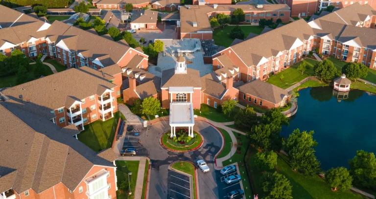 Independent vs. Assisted Living: Which Is Right for You? 